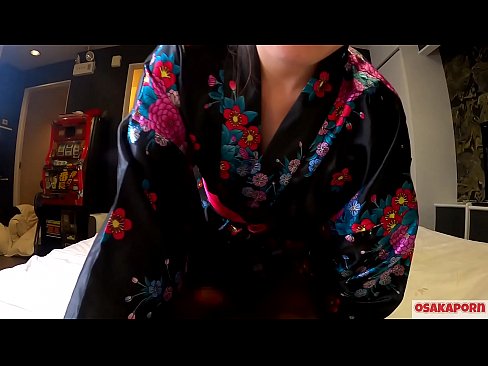 ❤️ Neska cosplay gazteak sexua orgasma arte maite du zaldizko emakume baten zorrotada batekin eta putzarekin. Japoniako jantzi tradizionalarekin, puxi iletsua eta titi ederrak dituen neska asiarra, afizionatuen bideoan, jostailu putzekin masturbazioa erakusten duena. Sakura 3 OSAKAPORN. Super sexua %eu.com-fullporner.ruan ️❤
