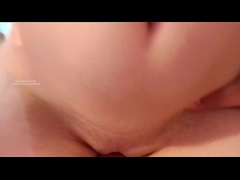 ❤️ Nire ahizparen gelan lo egiten eta horrela esnatu nintzen Super sexua %eu.com-fullporner.ruan ️❤